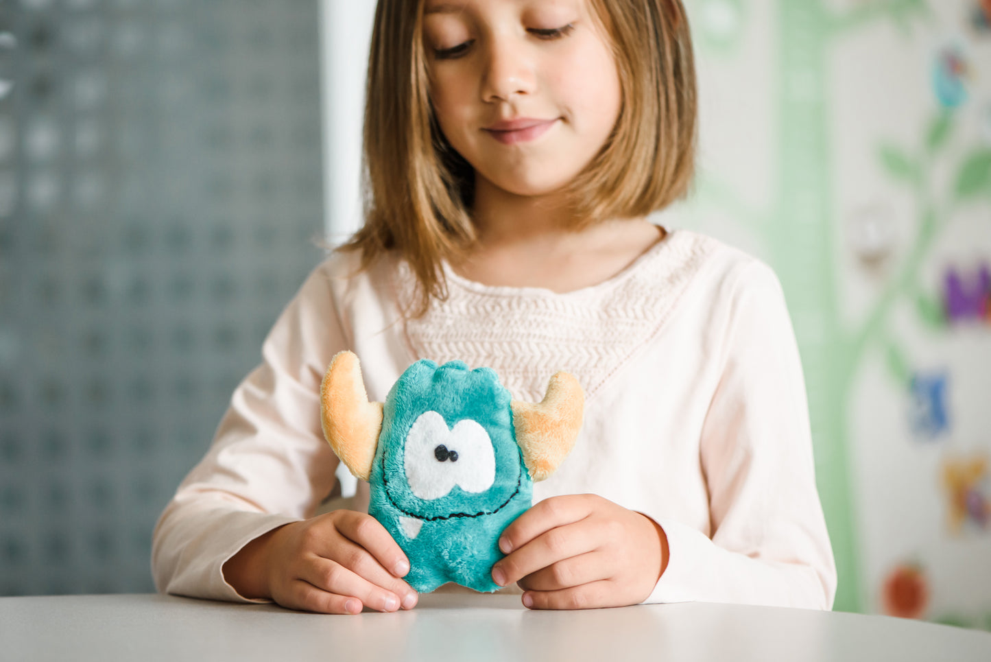 Fabriquer votre monstre en peluche – Un kit de couture pour les enfants –Montre en peluche vert